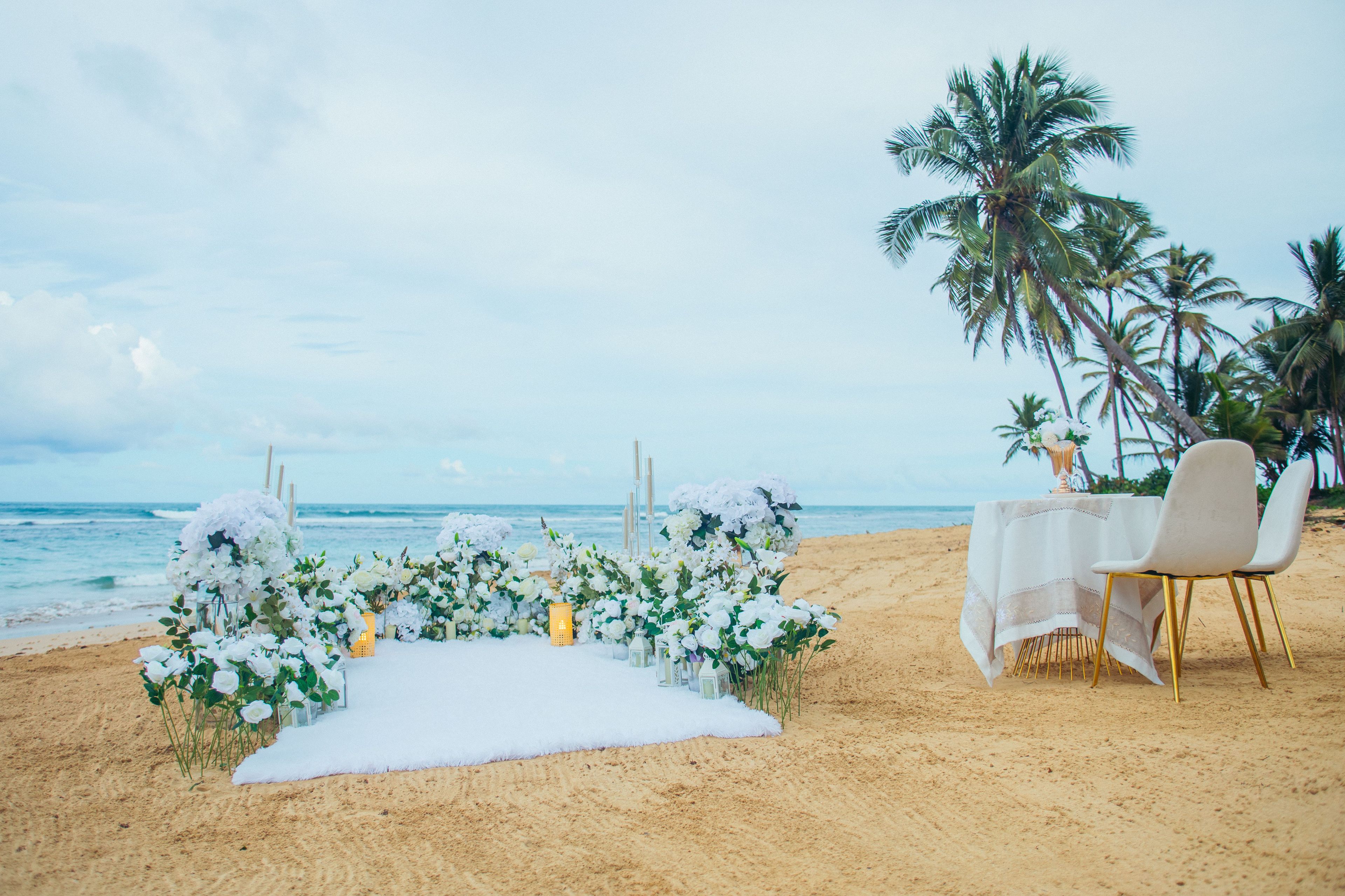 Montagem de pedido de casamento Serenidade Marfim em Punta Cana