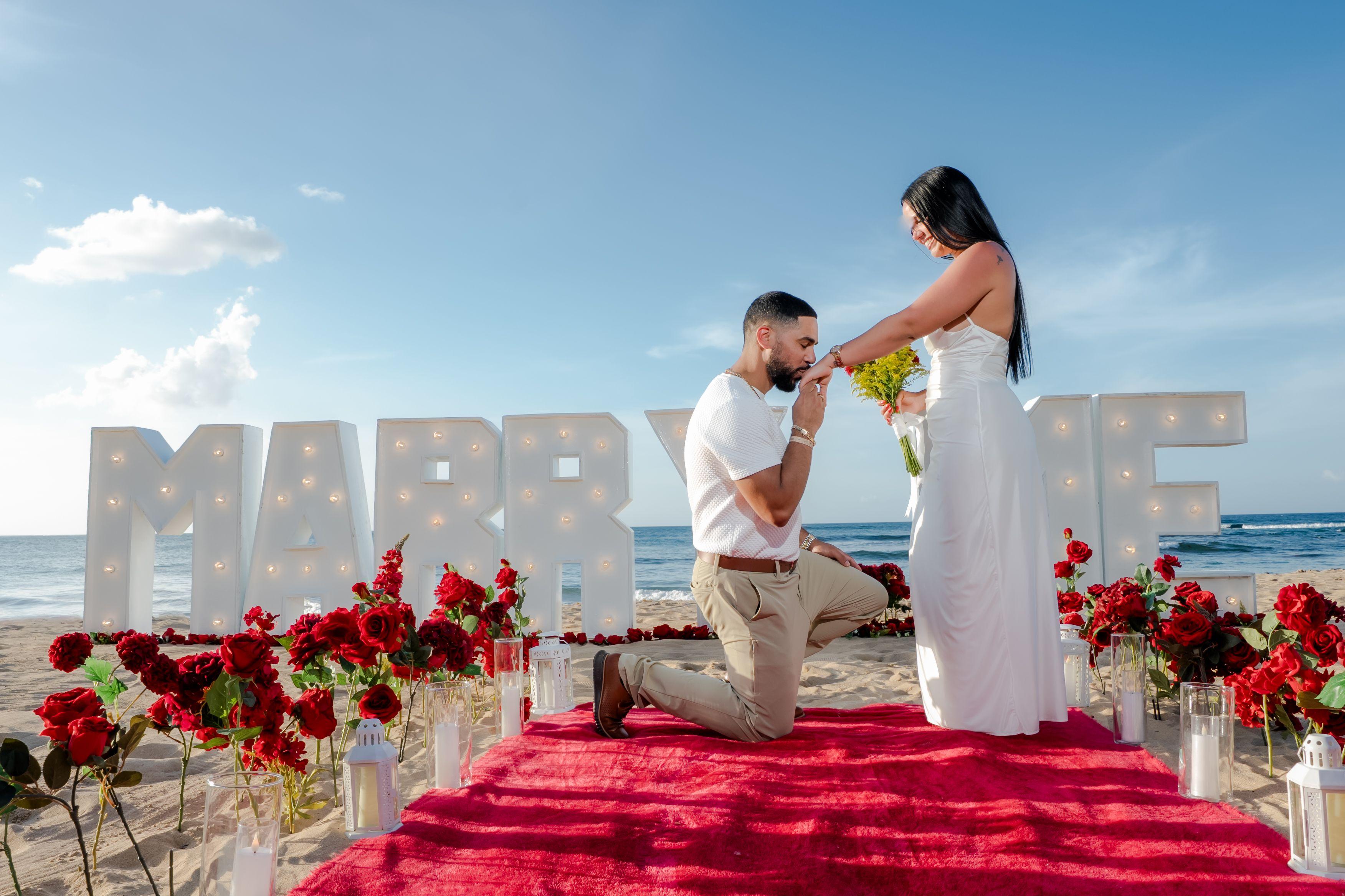 Wie Man Einen Heiratsantrag in Punta Cana Richtig Bucht hero photo